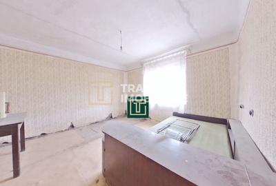 Casă cu 4 camere cu Teren 1440 Mp în Secusigiu - 10