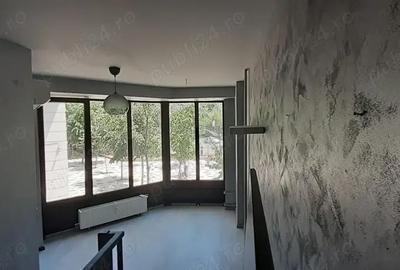 Spațiu comercial, de 96 mp, în Decebal - 3