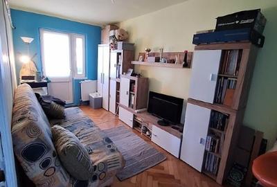 Apartament cu 4 camere semidecomandat în Girocului - 3