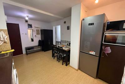 Apartament cu 2 camere decomandat în Crângași