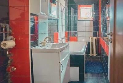 RECO . Apartament cu 2 camere Decomandat . Rogerius . - 7