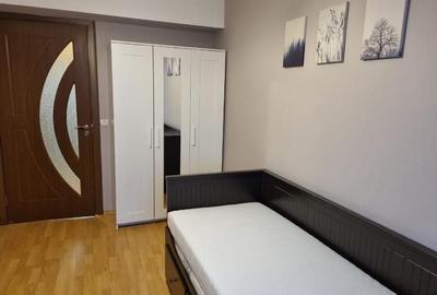 Apartament cu 2 camere decomandat, mobilat în Titan