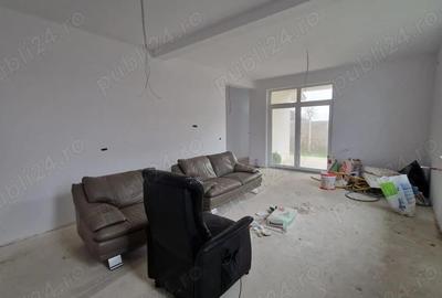 Casă cu Teren 265 Mp în Bucovăț (Remetea Mare) - 3