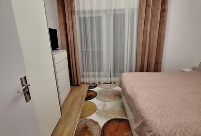 Apartament cu 3 camere decomandat în Titan - 3