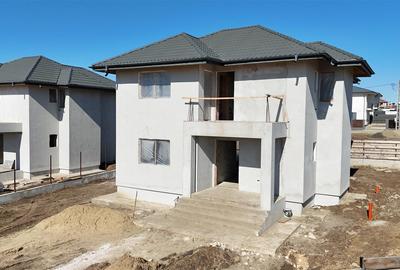 Casă individuală cu 4 camere cu Canalizare în Valea Lupului - 1