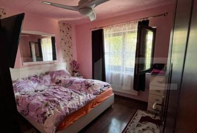 Apartament cu 3 camere semidecomandat în Micro 16