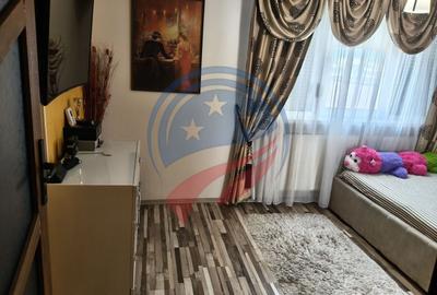 Apartament cu 3 camere decomandat, mobilat în Rovine - 7
