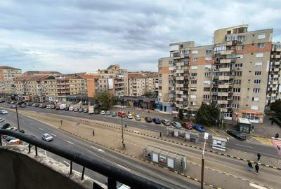 Chirie, garsoniera, Blv Decebal. 250 E/luna (neg). Comision 0 - 2