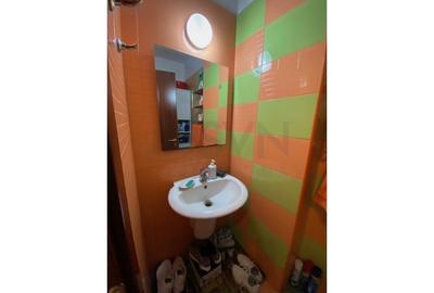 Apartament cu 3 camere semidecomandat, mobilat în Sisești - 9