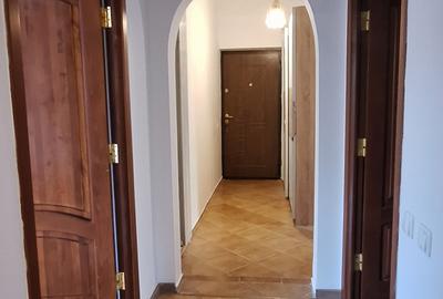 Apartament cu 3 camere de vanzare in zona Costin Georgian - 6