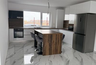 Casă individuală cu 3 camere cu Teren 500 Mp în Sânpetru - 1