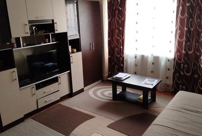 Apartament cu 2 camere semidecomandat în Micro 16 - 3