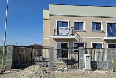 Casă cu Teren 500 Mp în Șag - 2