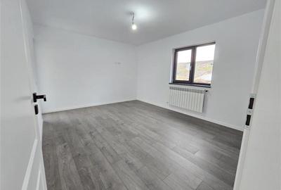 Casă individuală cu 4 camere cu Canalizare în Banu - 13