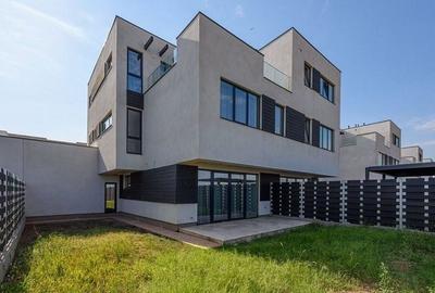 NOU! Vila EXCLUSIVISTA, 6 camere, curte GENEROASA, mobilata si utilata! NOU! Vila EXCLUSIVISTA, 6 camere, curte GENEROASA, mobilata si utilata! - 53