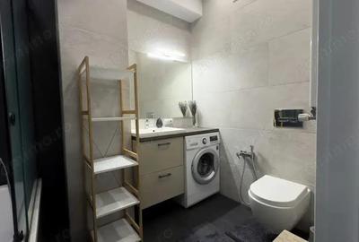 Apartament cu 2 camere decomandat în Circumvalațiunii