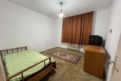 Apartament cu 2 camere Targu Jiu, zona centrala - 4