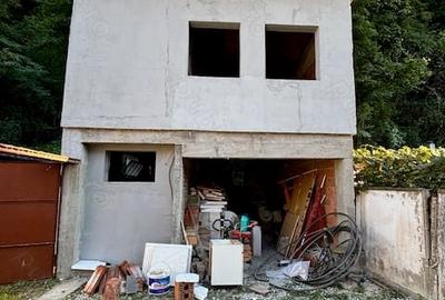 Casă cu 4 camere în Muncitoresc - 2