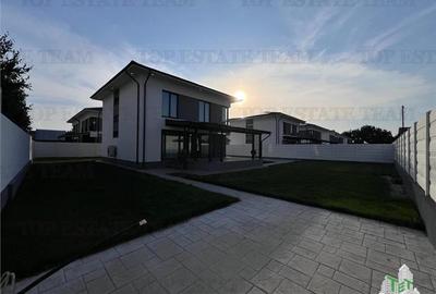 Vila individuala cu 5 camere si curte generoasa, finisaje de lux, toate utilitat - 3