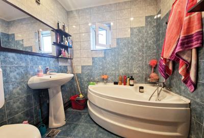 Apartament 2 camere, 48 mp, zona Hotvon - 9