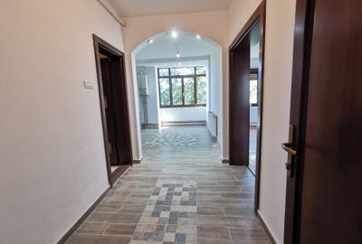 Apartament cu 5 camere decomandat, mobilat în Elisabetin - 4