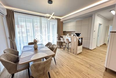 Apartament cu 3 camere semidecomandat, mobilat în Lazaret