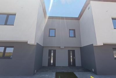 CASA , 113 MP, PARTER SI ETAJ, INTABULATA,CONSTRUCTIE 2025,