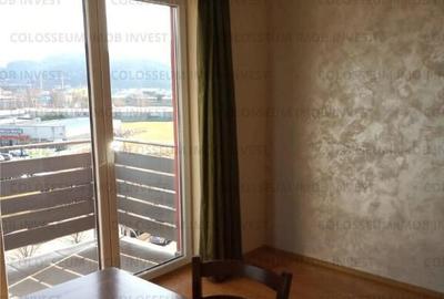 Apartament cu 2 camere, decomandat - zona Avantgarden - 2