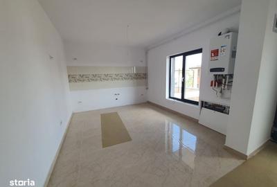 Apartament cu 3 camere decomandat în Cug - 11