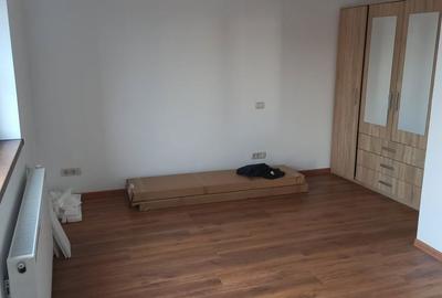 Casă cu 4 camere în Domnești - 4