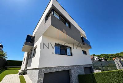 Duplex cu 4 camere cu Canalizare în Europa - 1
