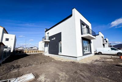 Casă individuală cu 4 camere cu Canalizare în Sânpetru - 4