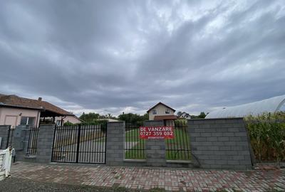 Casă cu 4 camere în Utvin