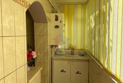 Apartament cu 3 camere decomandat în Central - 8