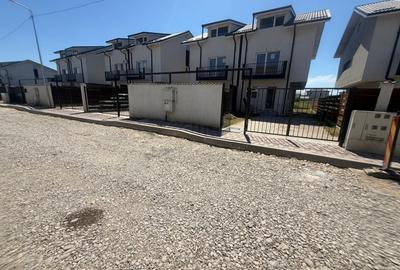 Duplex cu 5 camere cu Canalizare în Central - 5