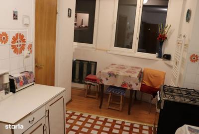 Apartament cu 3 camere decomandat, mobilat în Libertății - 2