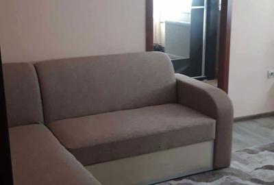 Apartament cu 3 camere semidecomandat în Central - 8