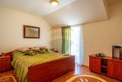 Vila de lux  cu 6 camere de vanzare /534 mp teren/Simon Bran - 12