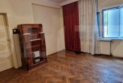 Casă cu 4 camere cu Teren 122 Mp în Democrației - 1