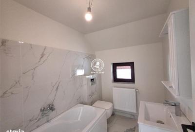 Casă cu 4 camere cu Teren 500 Mp în Lețcani - 2