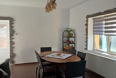 Casă cu 4 camere în Exterior Vest - 6