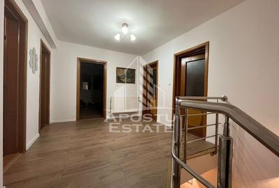 Casa individuala cu 6 camere, 3 bai, garaj, teren 500 mp si 2 fronturi - 12