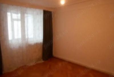 Apartament cu 3 camere decomandat în Dărmănești - 11