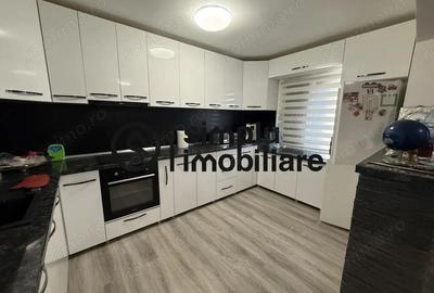 Casă cu Teren 350 Mp în Bariera Vâlcii - 13