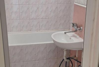 Apartament cu 3 camere decomandat în Central - 4