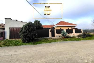 Casa cu teren generos, Castelu Constanta - 1