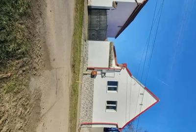 Casă cu 3 camere cu Teren 1067 Mp în Hosman - 5