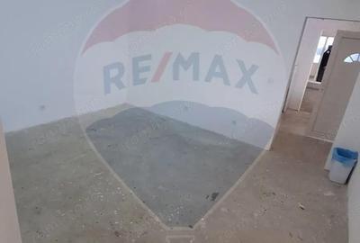 Casă cu Teren 800 Mp în Gălățeni - 9