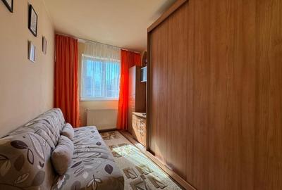 Astra, zona str. Liviu Cornel Babes, de inchiriat apartament cu 3 camere - 5
