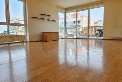 Apartament cu 2 camere decomandat, mobilat în Avantgarden